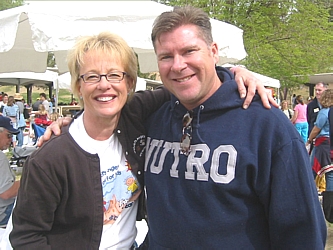  Pam Gaber (founder of Gabriel's Angels) with sponsor Jackson Dearing (Nutro)