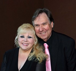 Dr. Margi and Tom Schultz